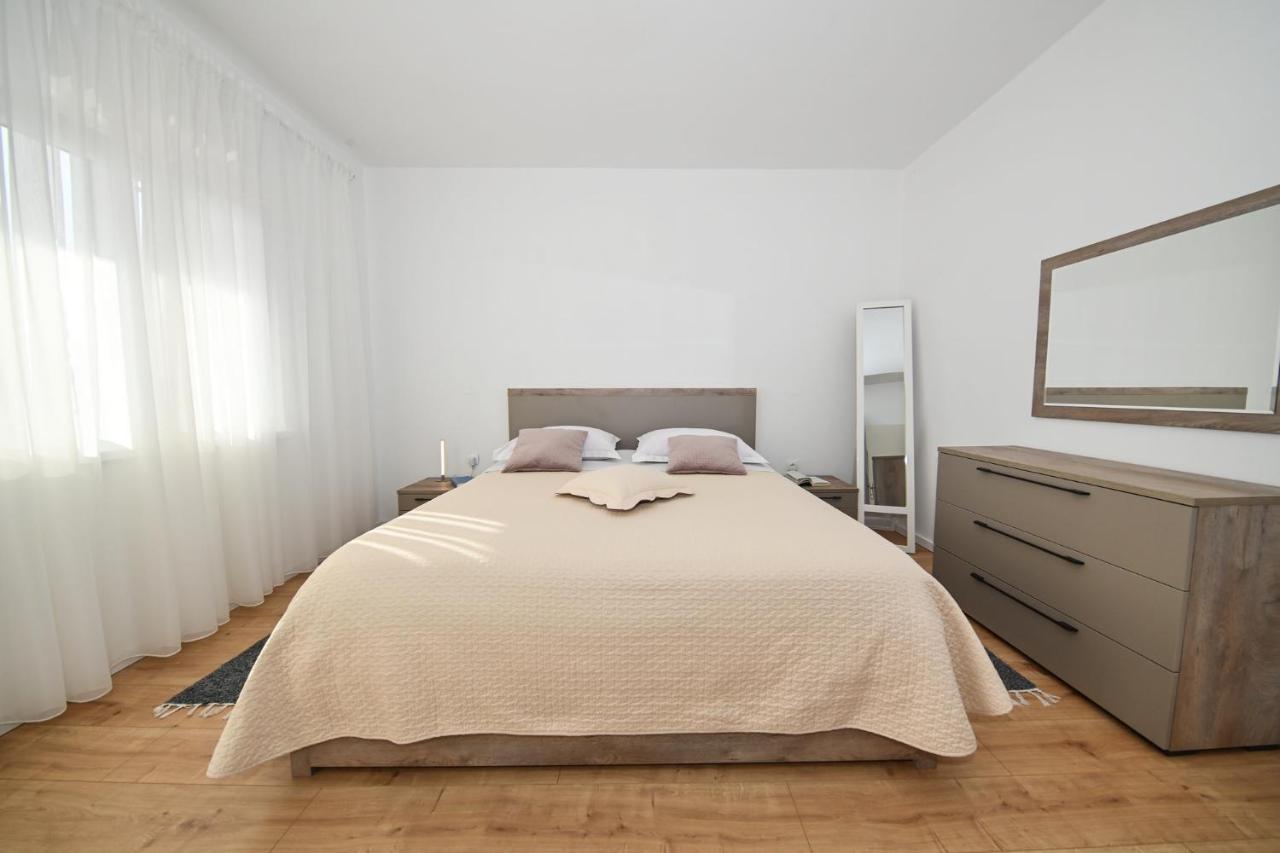 Apartment Irena Posedarje Extérieur photo