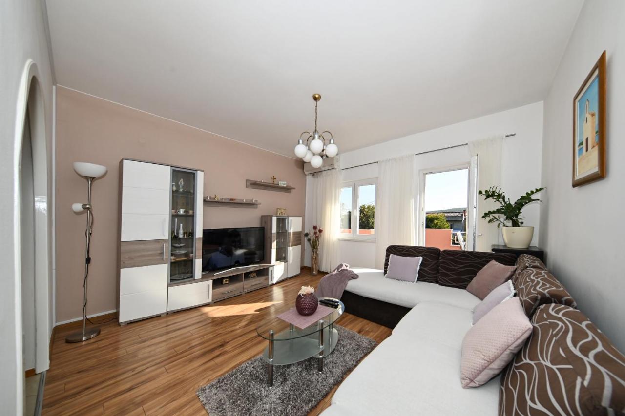 Apartment Irena Posedarje Extérieur photo