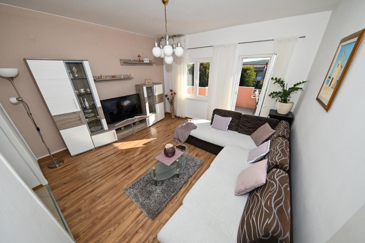 Apartment Irena Posedarje Extérieur photo